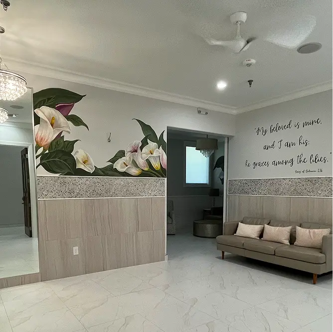 Ladies Suite